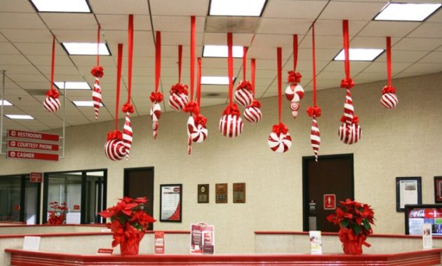 Christmas office decor ideas