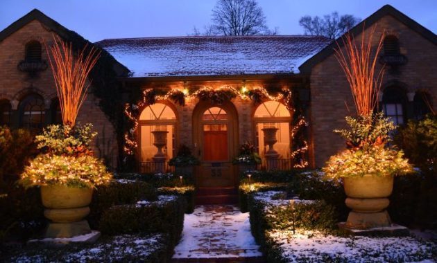 Christmas outdoor light decor